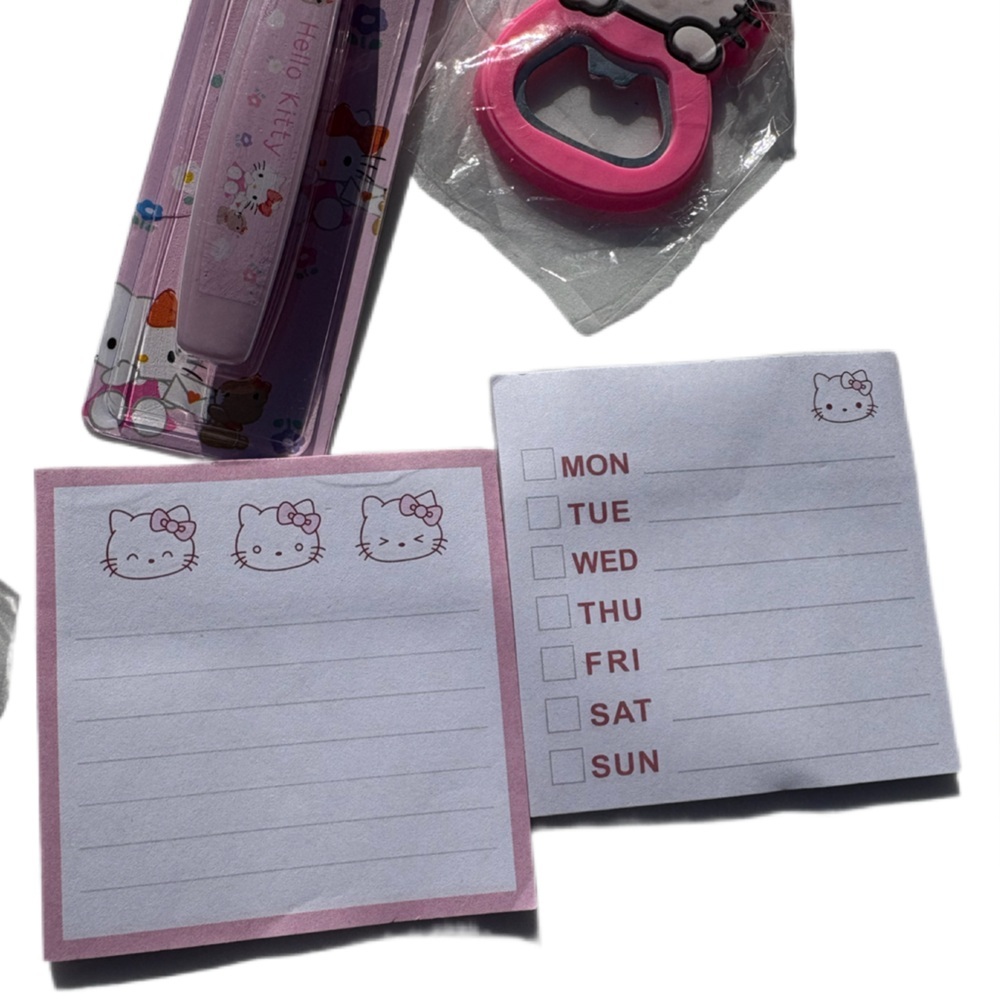 Hello Kitty Bundle Sanrio - Picture 8 of 13